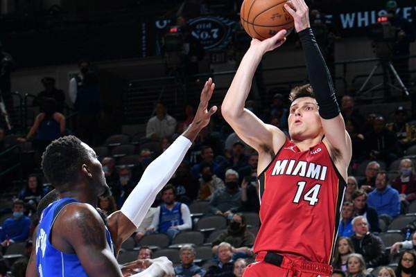 年仅16岁 年仅16岁