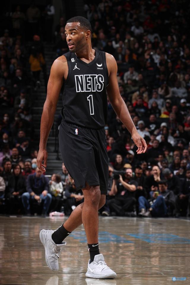 遇中甲首败 遇中甲首败