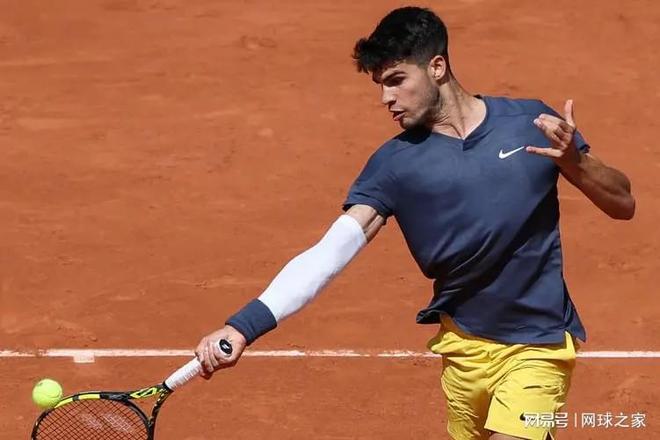 和梅西组成 和梅西组成